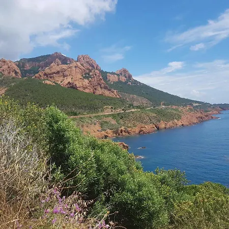 Grand Spacieux Climatise Saint-Raphaël